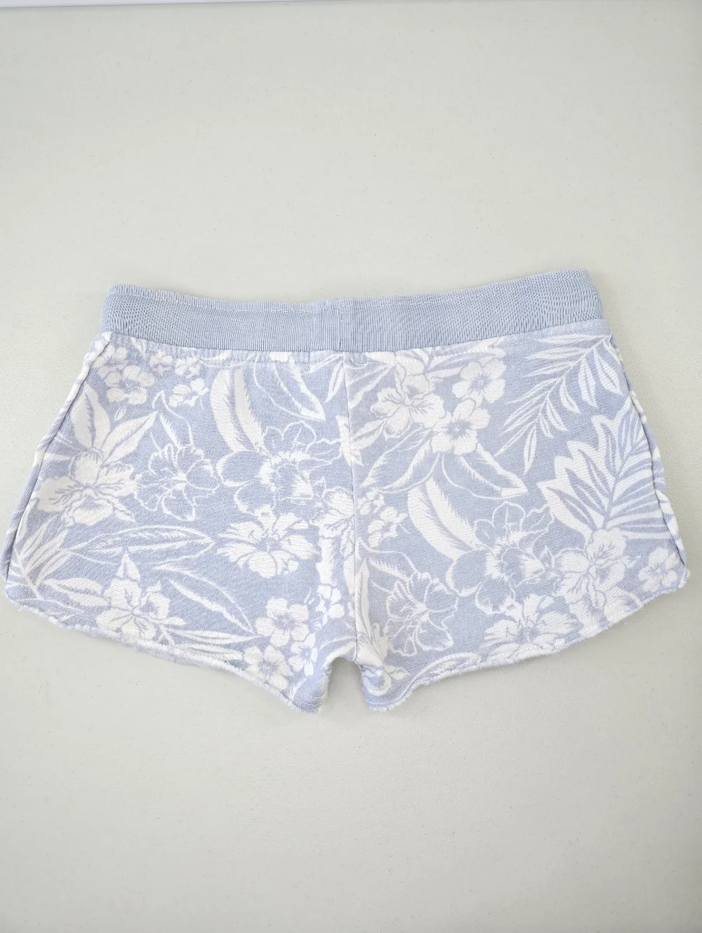 Ocean Drive Tropical Floral Knit Beach Shorts Blue White Size M - Picture 2 of 6